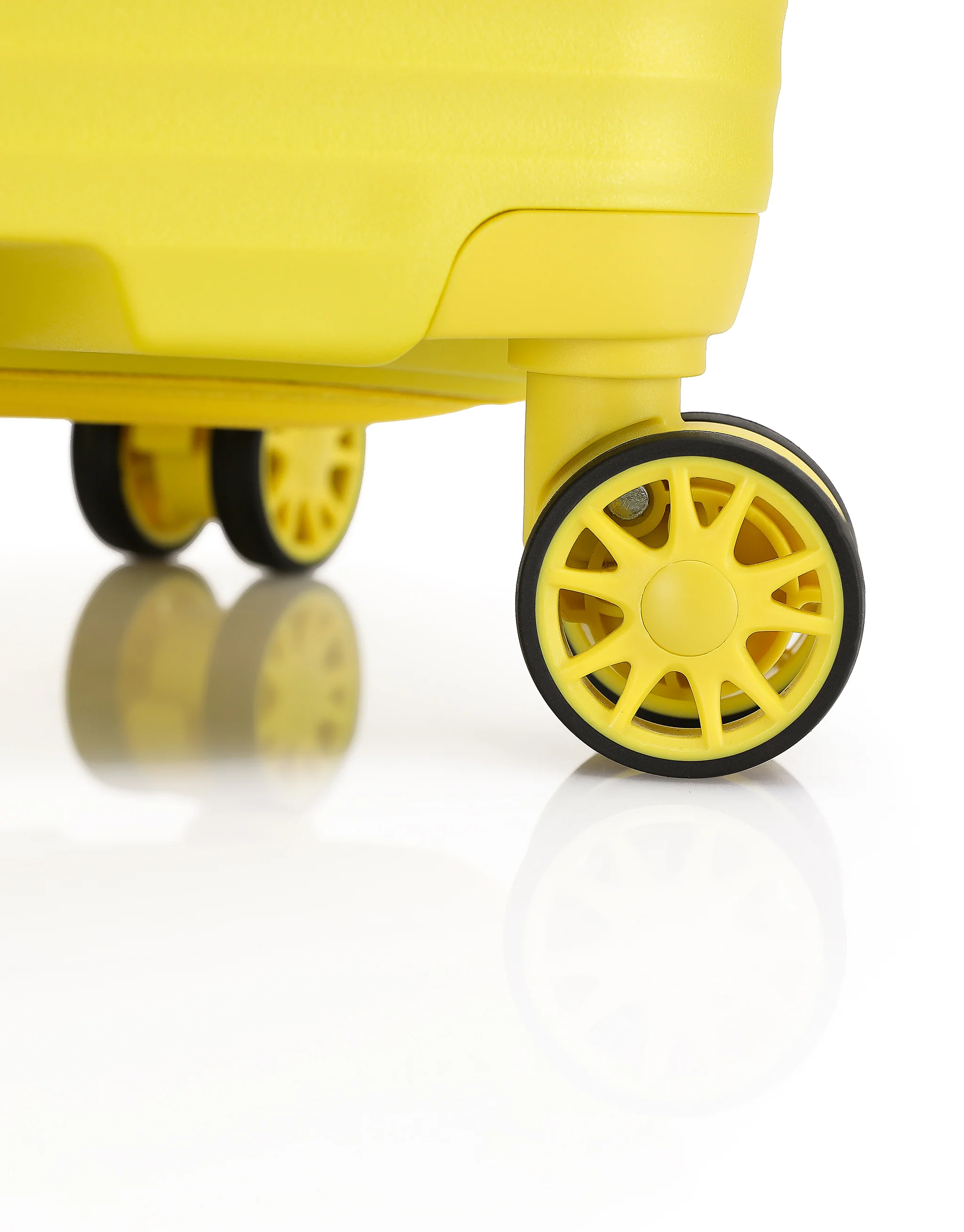 Tosca F-Lite Collection Polypropylene Premium 65cm-H Trolley case TCA846B-Yellow - Image 5